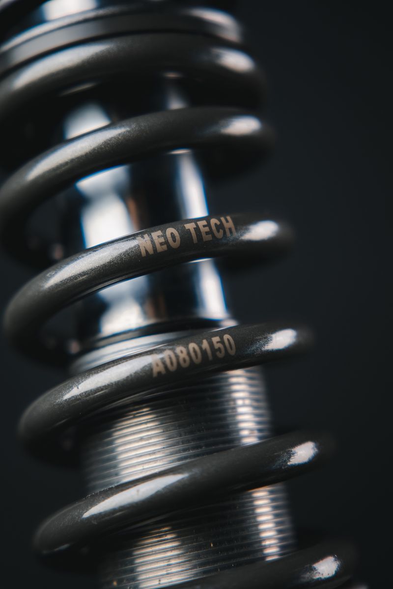 Neotech NEOSport spring detail